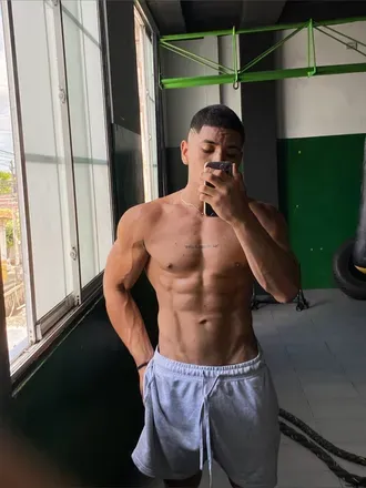 OnlyFans cuenta hebry84 avatar 1