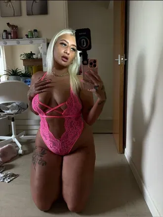 OnlyFans account  littleblondieox avatar 1