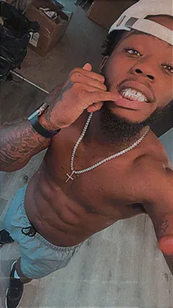 OnlyFans cuenta u104069583 header 2