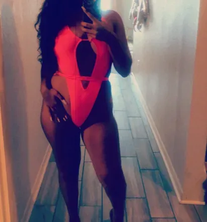 OnlyFans cuenta calieraee avatar 1