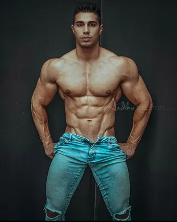 OnlyFans cuenta closerlookmen avatar 1