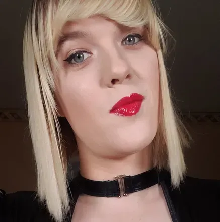 OnlyFans account  stacysadistic avatar 1