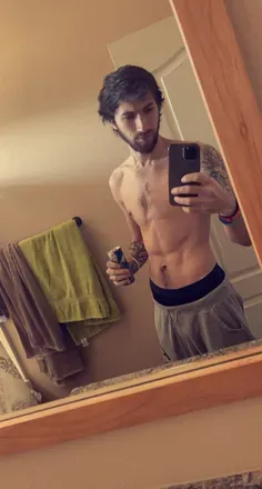 OnlyFans cuenta ry_guy12 avatar 1