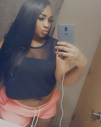 OnlyFans cuenta lovely_raquel avatar 1