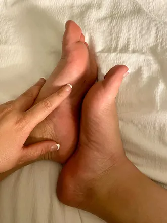 OnlyFans account  tinyfeet.tinyfeet header 2