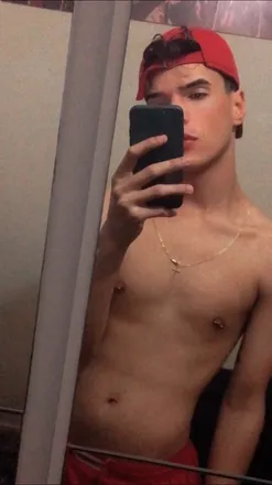 OnlyFans account  u282898726 header 2