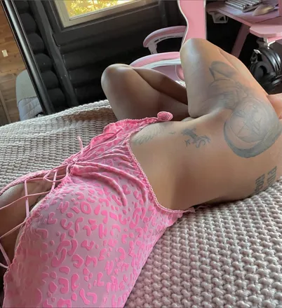 OnlyFans cuenta lynnefeucht header 2