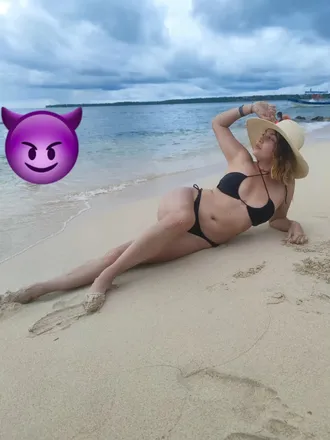 OnlyFans cuenta la_nanis94 header 2