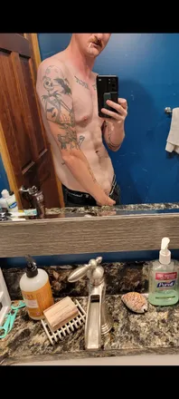 OnlyFans account  tmosbey header 2