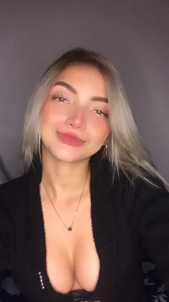 OnlyFans cuenta carolinapalacio06 header 2