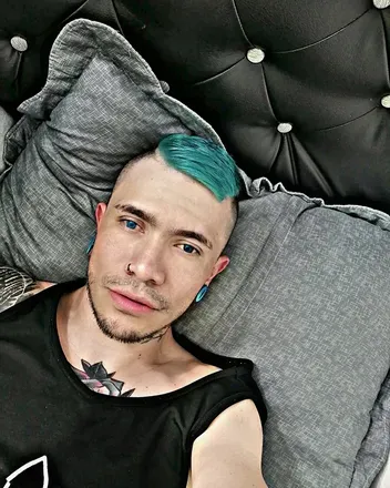 OnlyFans cuenta u100393829 header 2