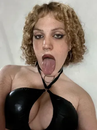 OnlyFans cuenta queentrinaxvip avatar 1