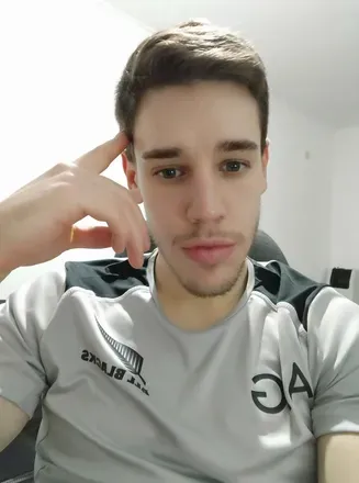 OnlyFans account  tomiplus89 avatar 1