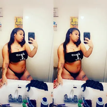 OnlyFans cuenta lilmissthickyy9 avatar 1