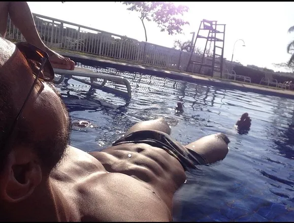 OnlyFans cuenta saradowolf header 2