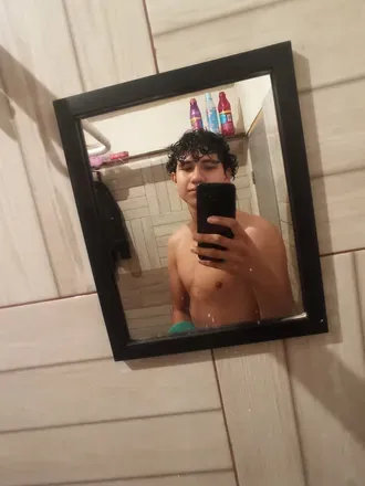 OnlyFans cuenta alexis614 avatar 1