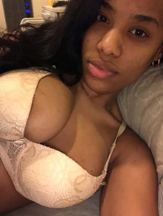 OnlyFans cuenta emely193 header 2