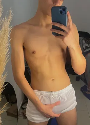 OnlyFans cuenta aguztwink avatar 1