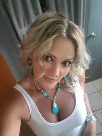 OnlyFans account  shellbell69 avatar 1