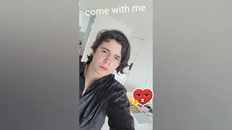 OnlyFans cuenta tupapihot00 header 2
