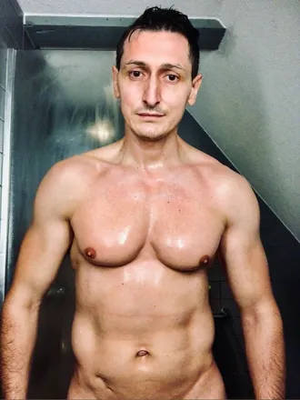 OnlyFans cuenta dariusgram header 2