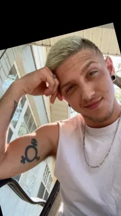 OnlyFans cuenta noahwithnoark avatar 1
