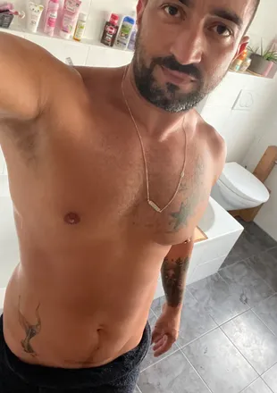 OnlyFans cuenta u54974771 header 2
