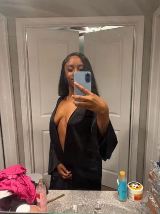 OnlyFans account  ittsredd header 2