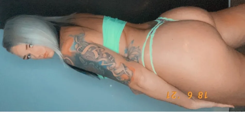 OnlyFans cuenta jlynnlove19 header 2