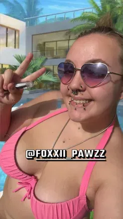 OnlyFans account  foxxii_pawzz avatar 1