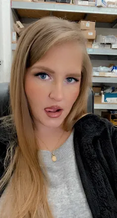OnlyFans cuenta strwberryblondefreckles header 2
