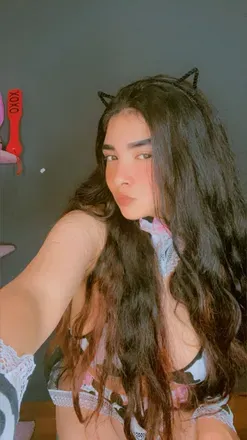 OnlyFans cuenta honey_pau avatar 1