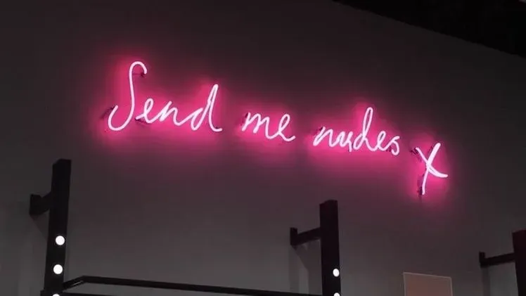OnlyFans cuenta luvrgrllxox header 2