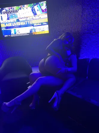 OnlyFans cuenta jessicadiamonds header 2