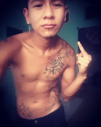 OnlyFans cuenta mauguerrero header 2