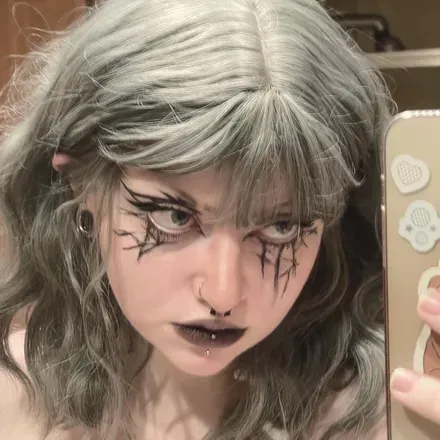 OnlyFans account  maybegoth avatar 1