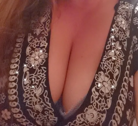 OnlyFans cuenta u208550296 header 2