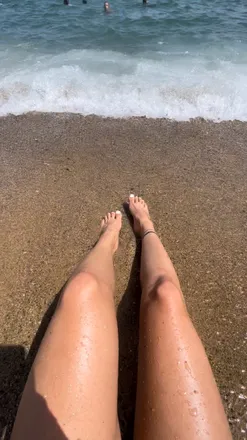 OnlyFans cuenta its_your_k_feet header 2