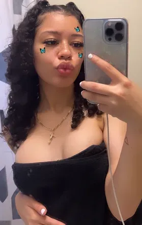 OnlyFans account  babyygirll1109 avatar 1