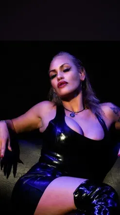 OnlyFans cuenta ladyincontrol avatar 1