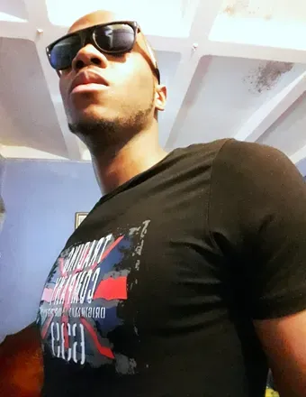 OnlyFans account  yhguy avatar 1