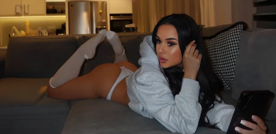 OnlyFans cuenta abbyxxlove header 2