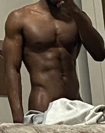 OnlyFans cuenta youronlyman100 avatar 1