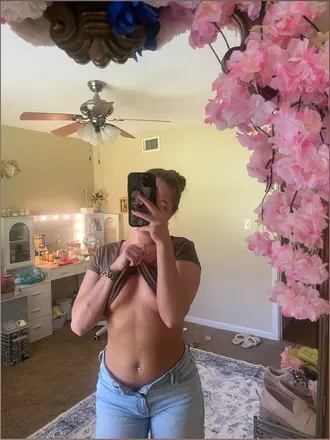 OnlyFans cuenta bbdarlingholly avatar 1