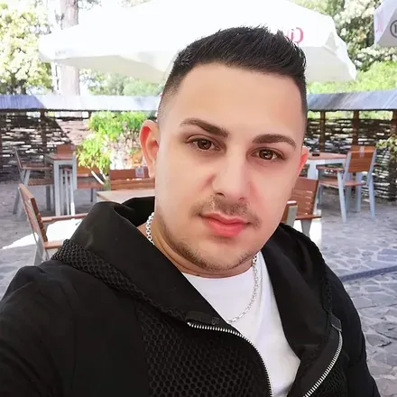 OnlyFans cuenta adriancristian92 avatar 1
