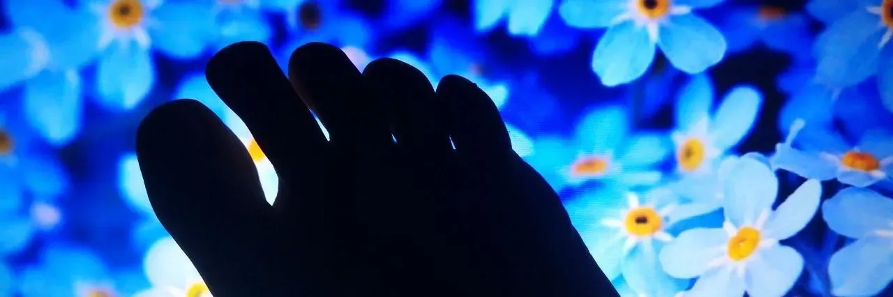 OnlyFans cuenta emy_mcfeet header 2