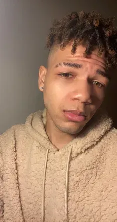 OnlyFans cuenta hungboyvalentine avatar 1