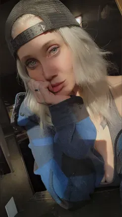 OnlyFans account  chell_g91 avatar 1