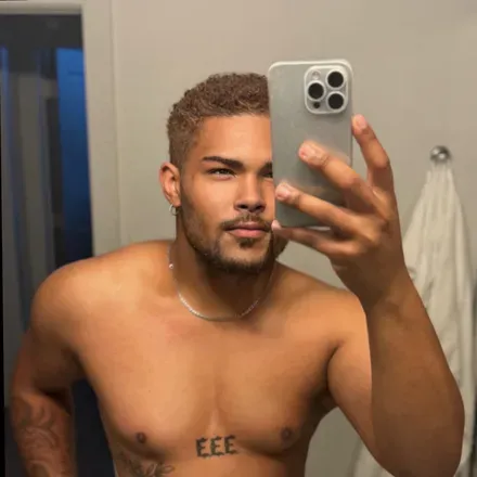 OnlyFans account  treih avatar 1