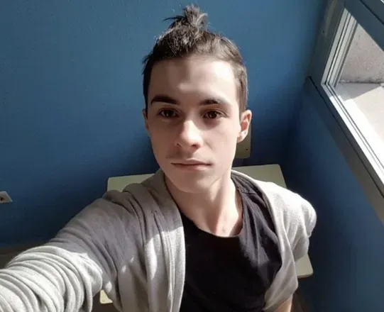 OnlyFans account  serp01 header 2